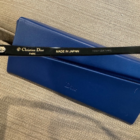 Christian Dior Limited Edition Sunglasses w/case - Picture 8 of 9